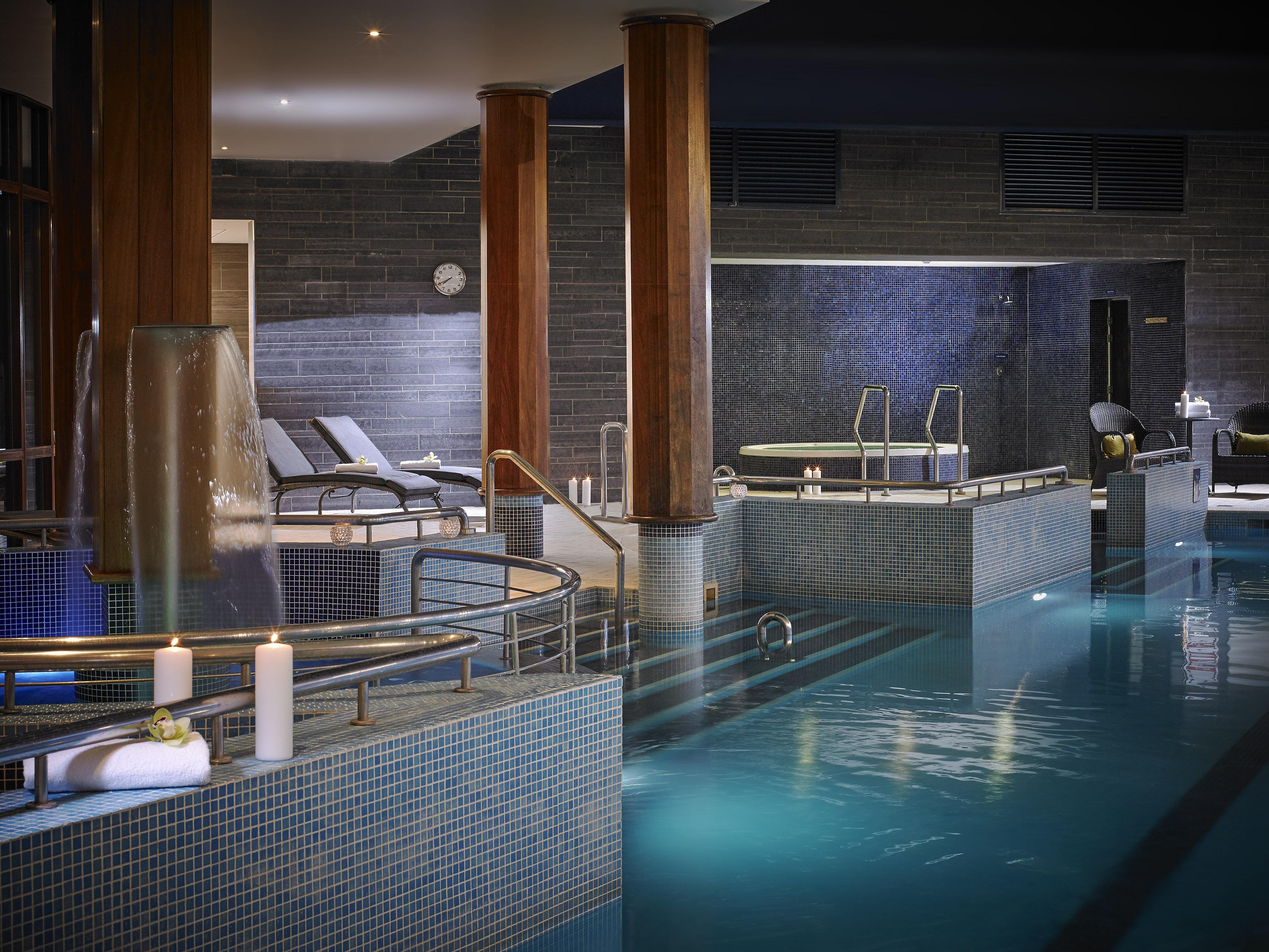 Castleknock Hotel Blanchardstown Exterior photo