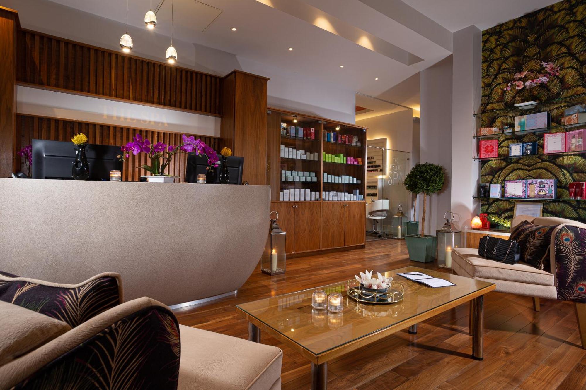 Castleknock Hotel Blanchardstown Exterior photo